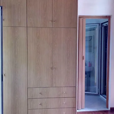 Village House Apartamento Liapades